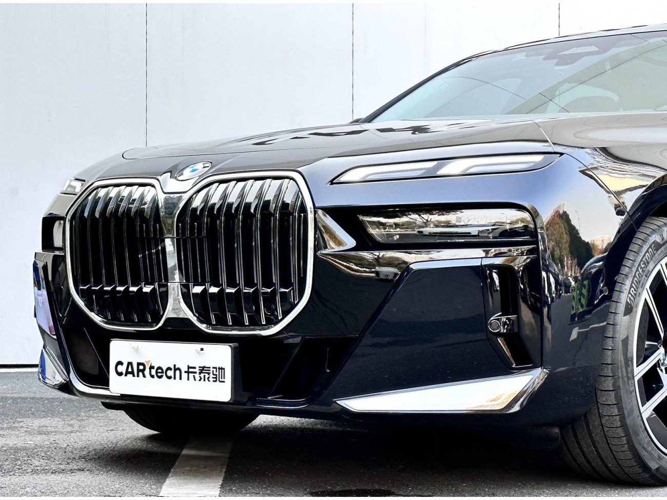 BMW 735Li 2024