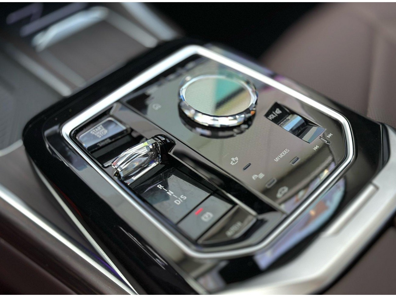 BMW 735Li 2024