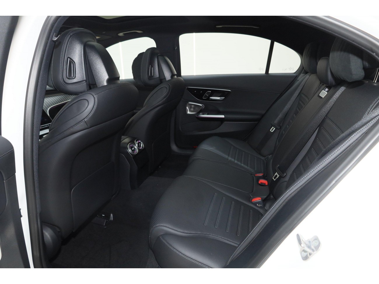 Mercedes-Benz C 260 L 2024
