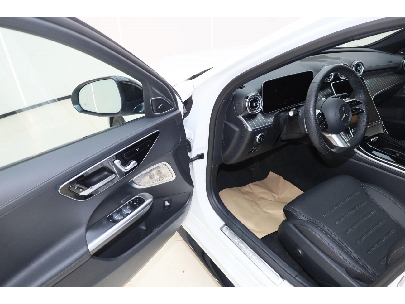 Mercedes-Benz C 260 L 2024