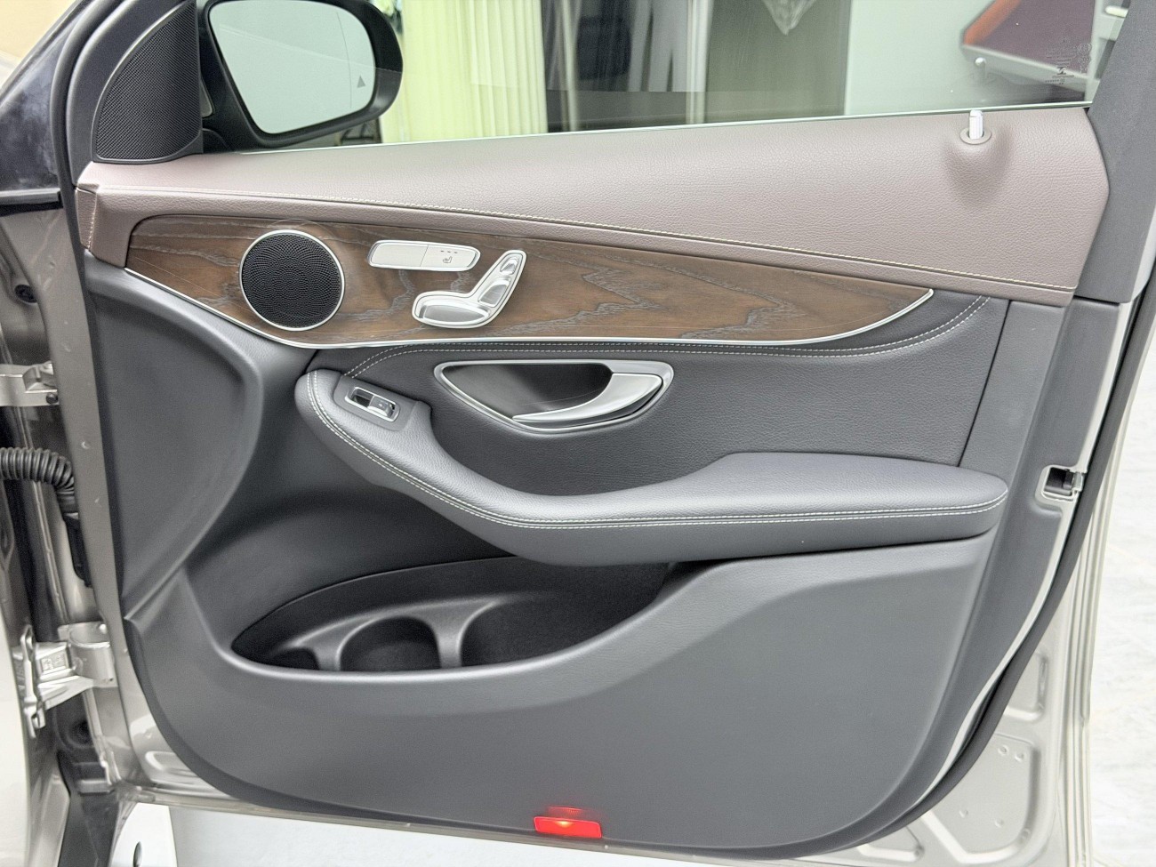 Mercedes-Benz GLC 300 L 2020