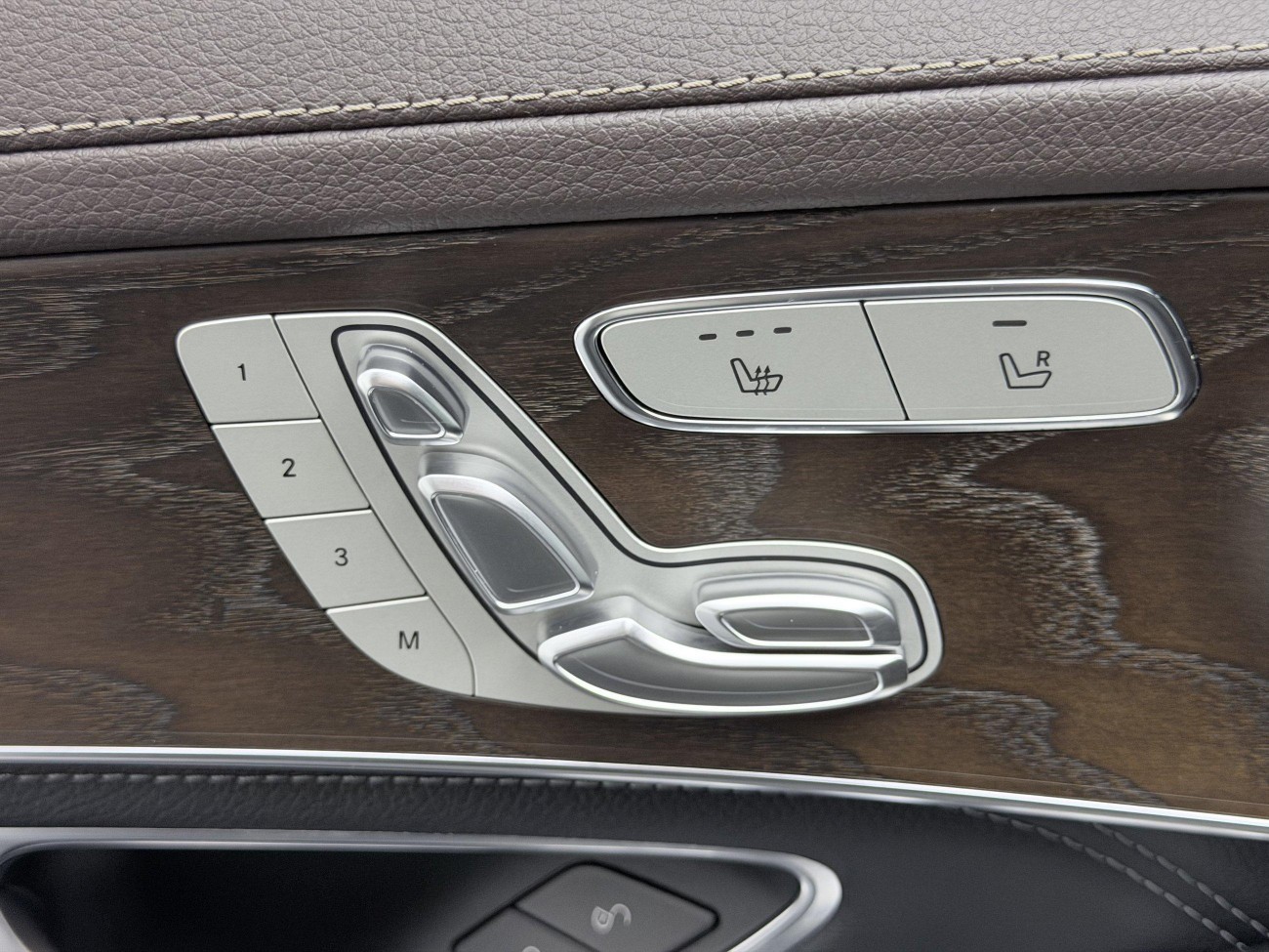 Mercedes-Benz GLC 300 L 2020