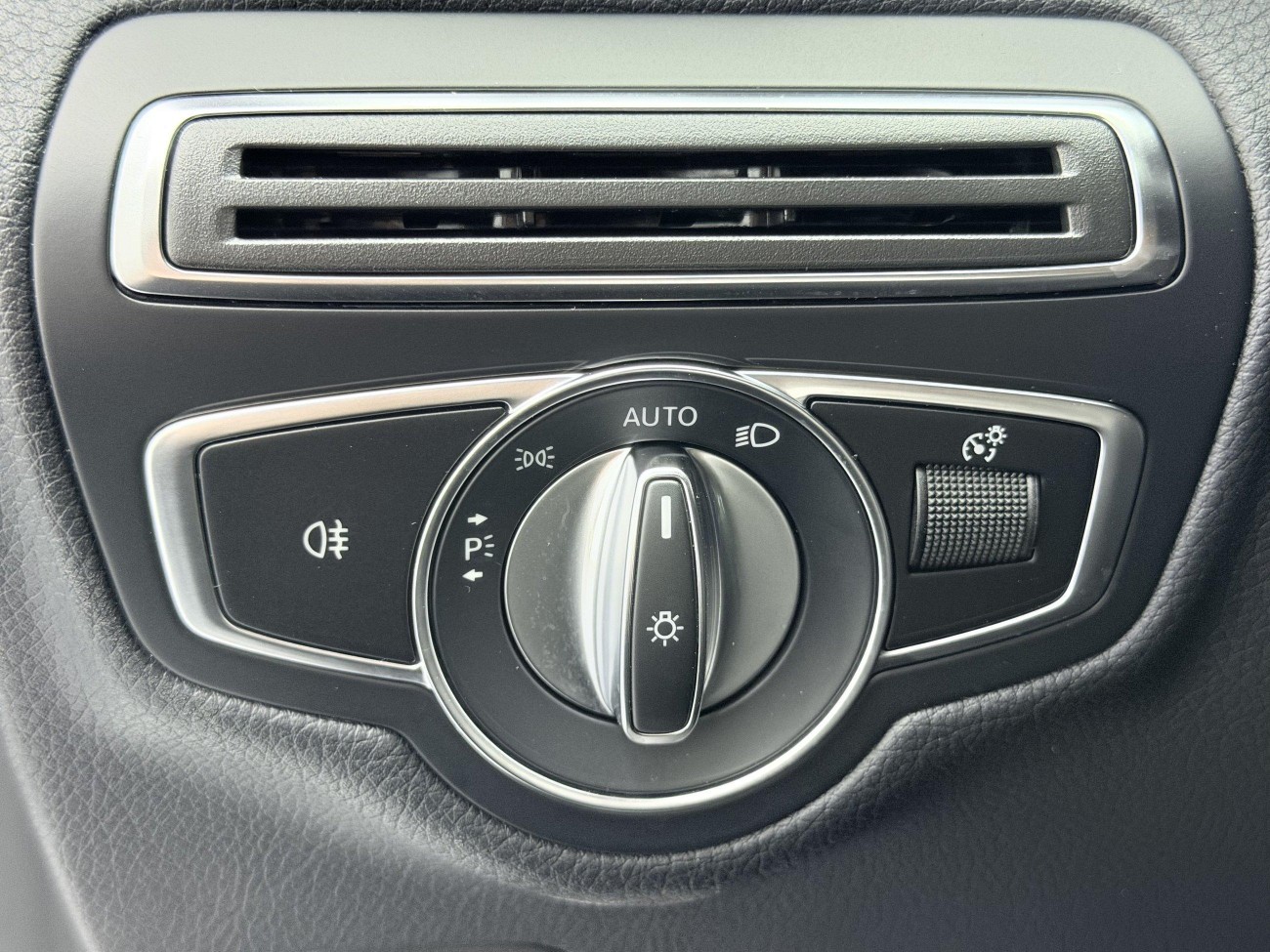 Mercedes-Benz GLC 300 L 2020