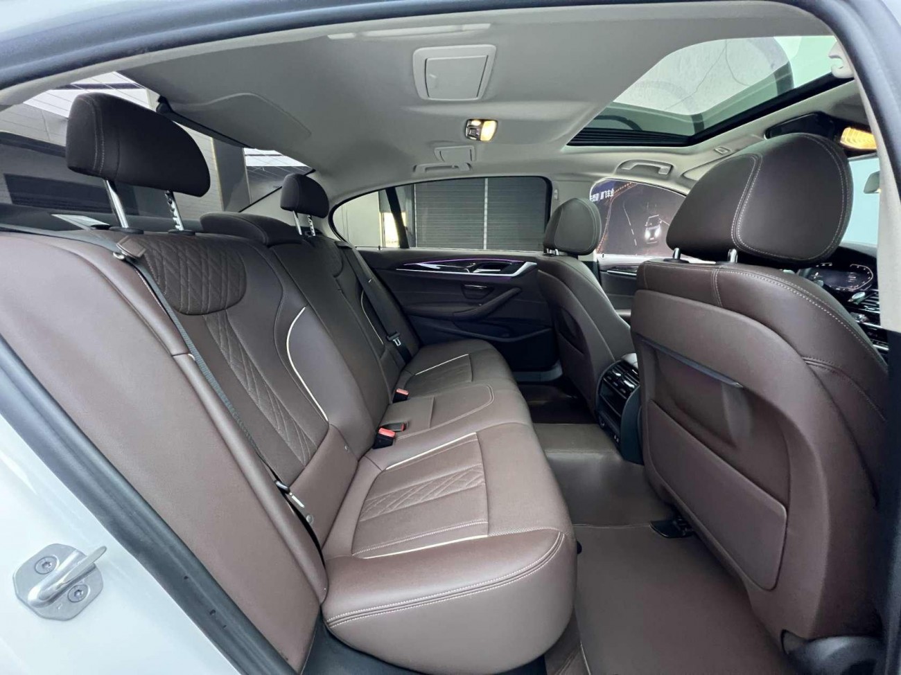 BMW 525Li 2021