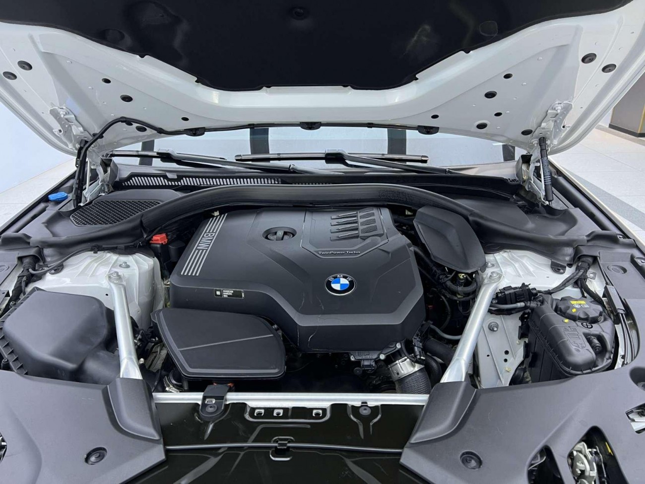BMW 525Li 2021