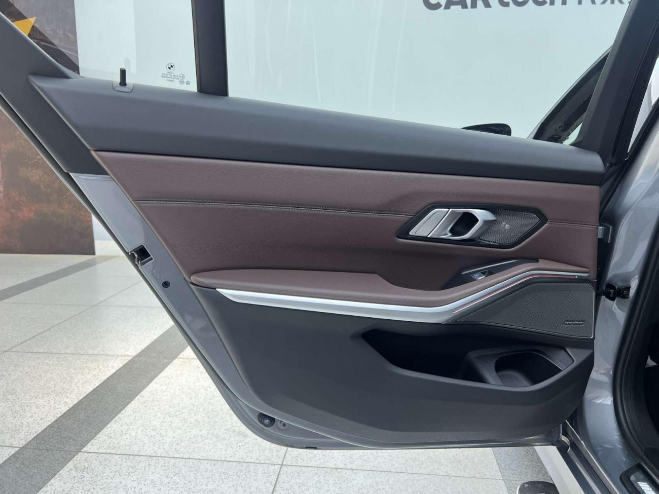 BMW 330Li 2025