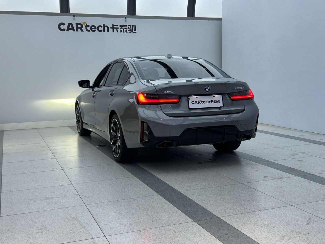 BMW 330Li 2025