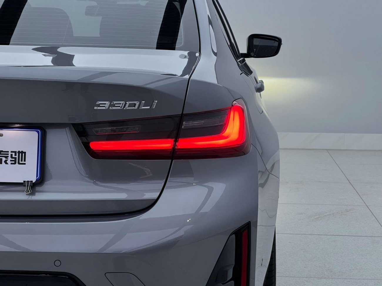 BMW 330Li 2025