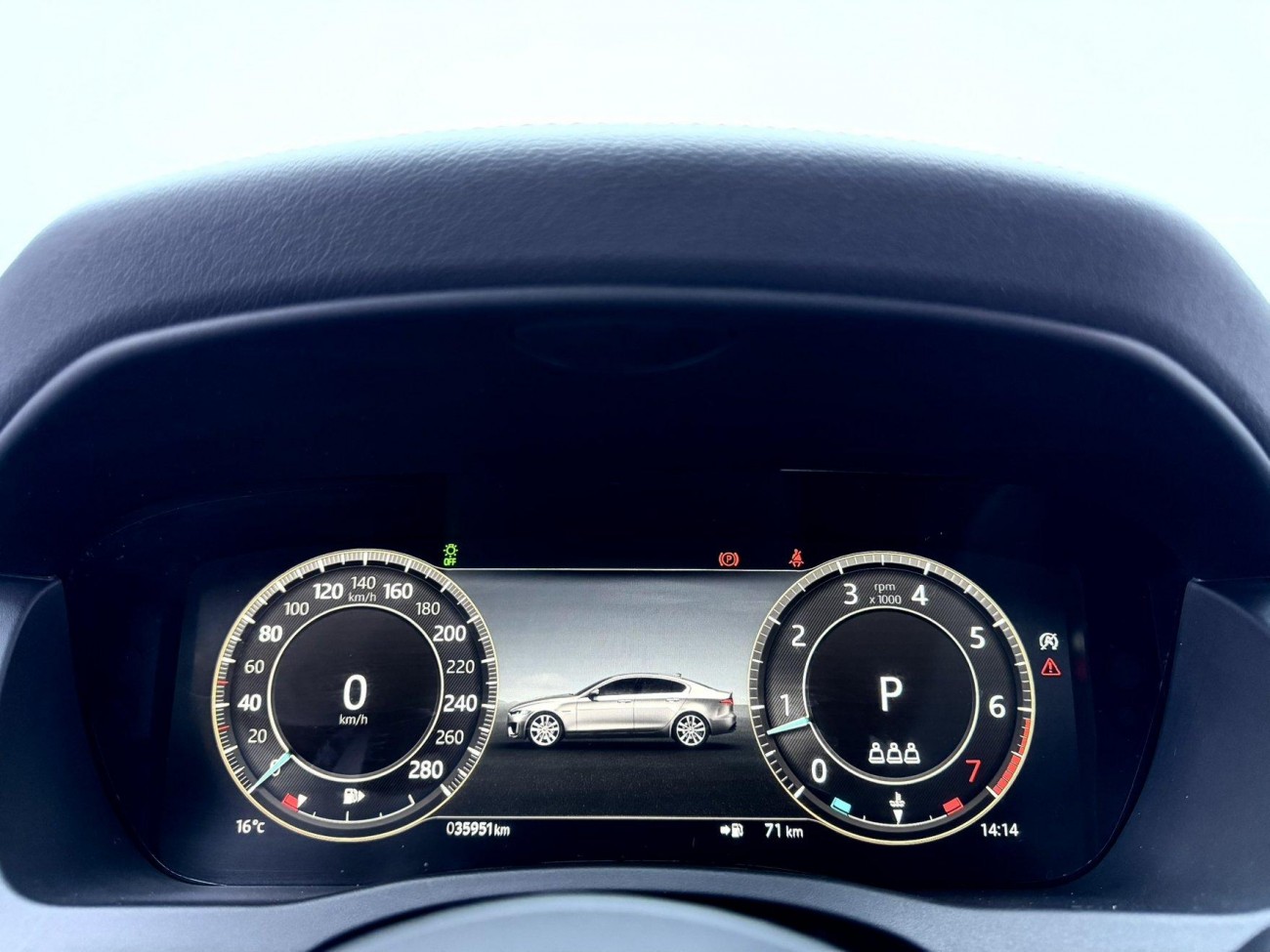 Jaguar XEL 2023