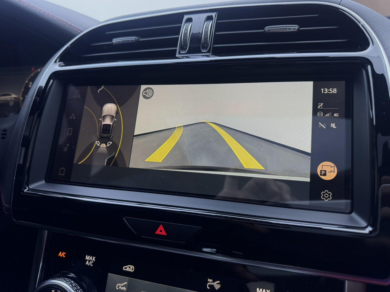 Jaguar XEL 2023