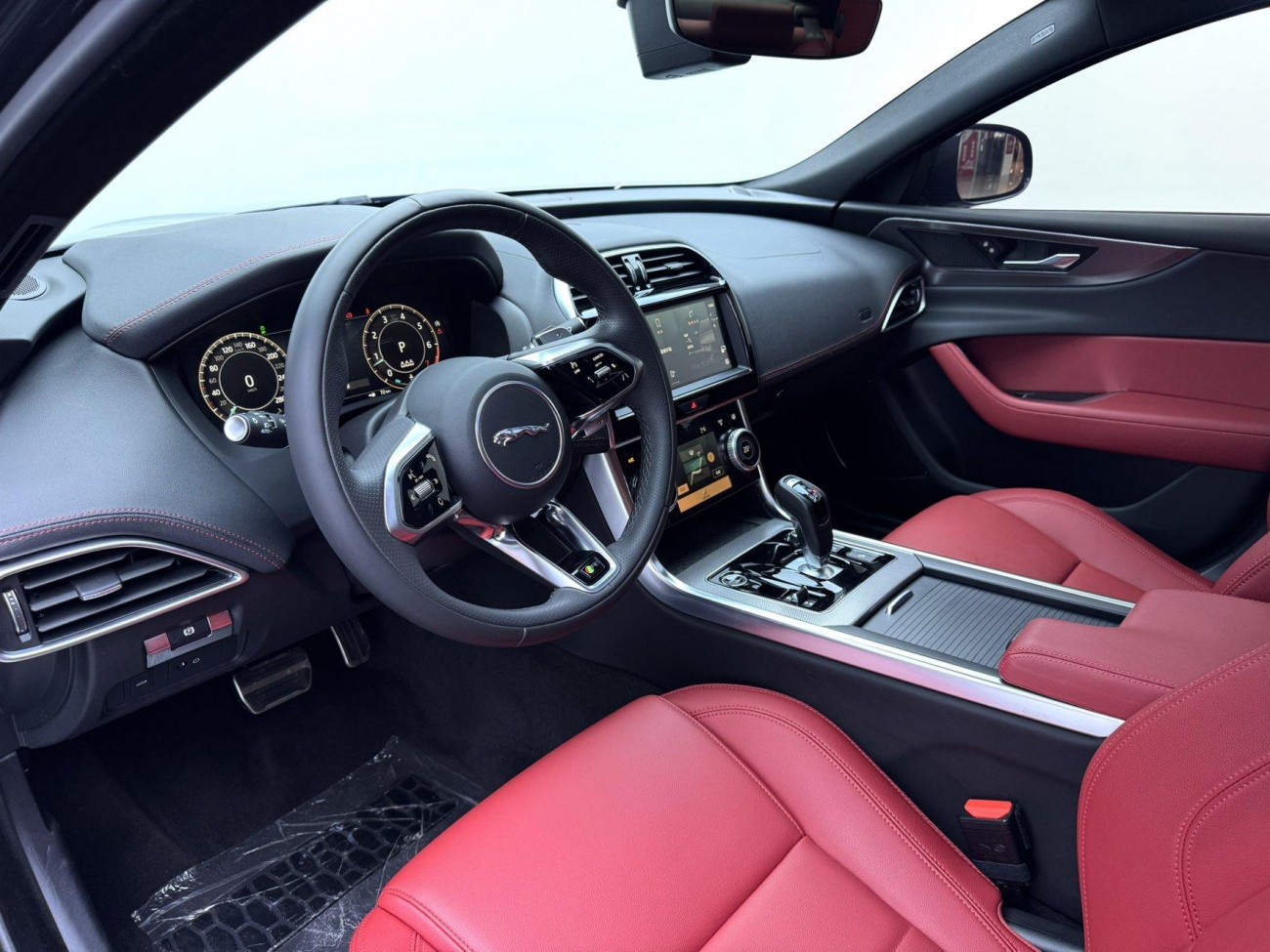Jaguar XEL 2023