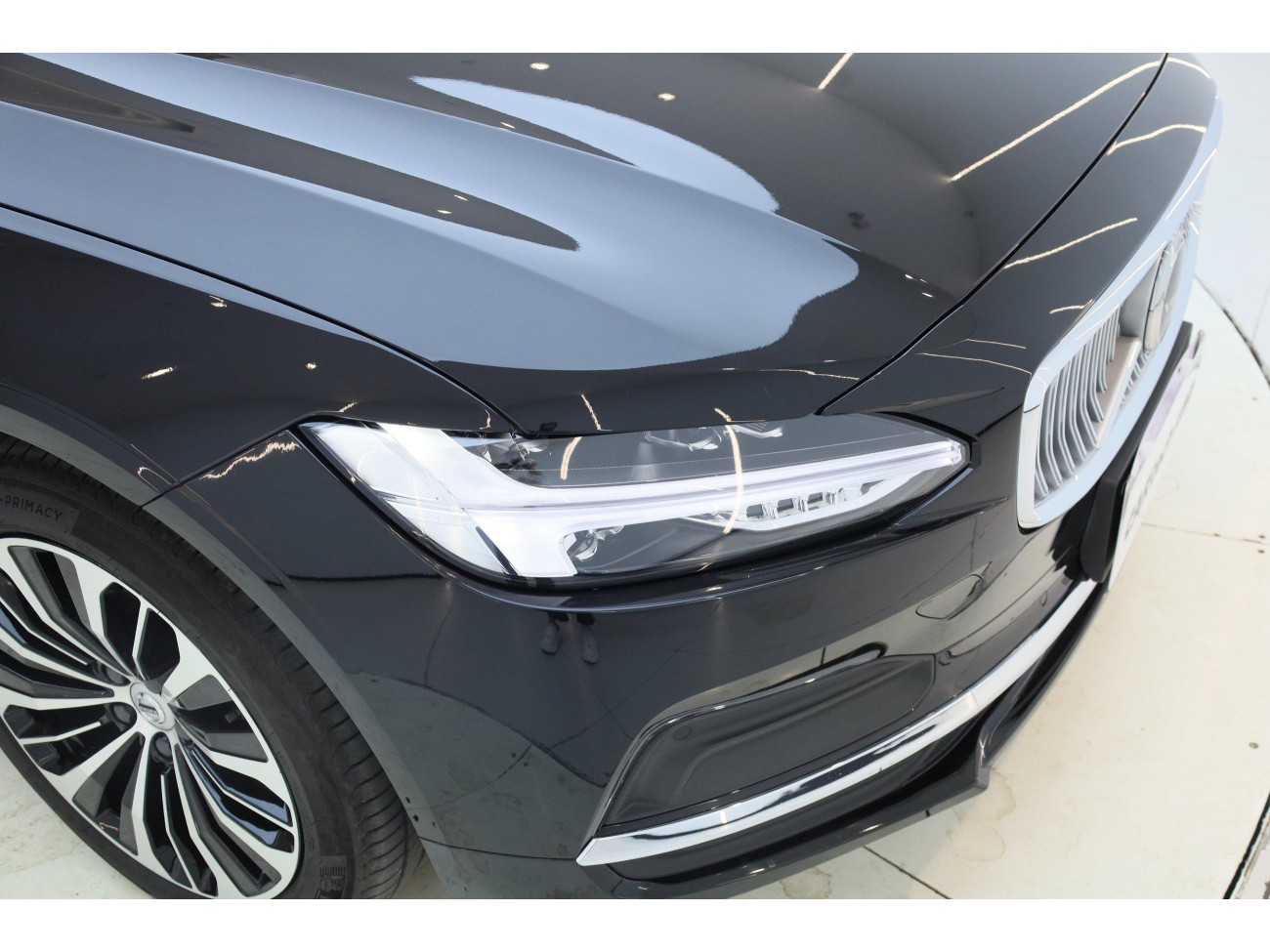 Volvo S90 2025