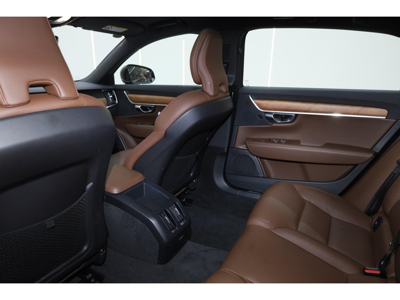 Volvo S90 2025