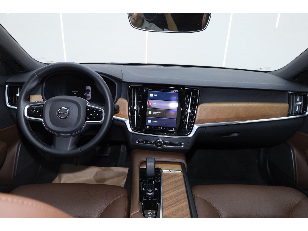 Volvo S90 2025