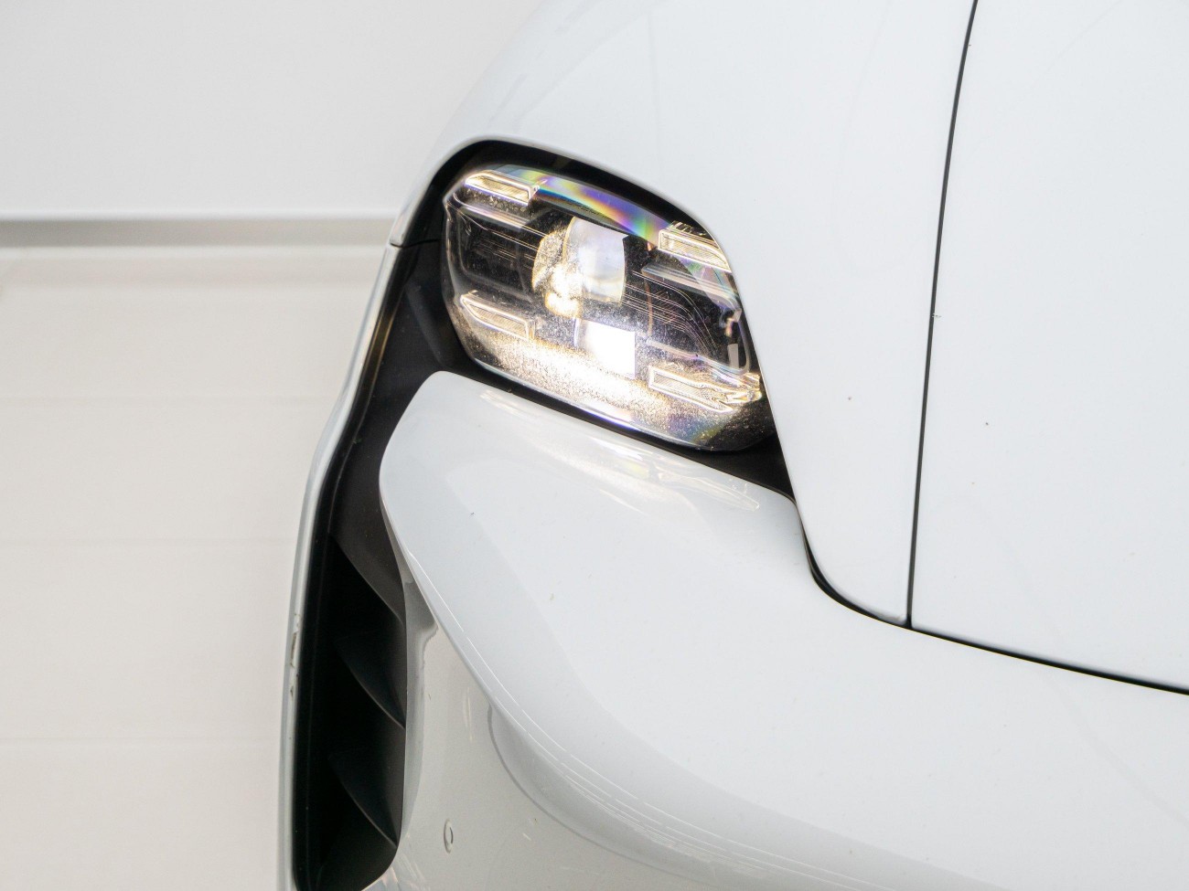 Porsche Taycan 2024