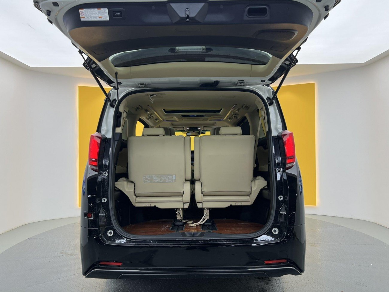 Toyota Alphard 2018