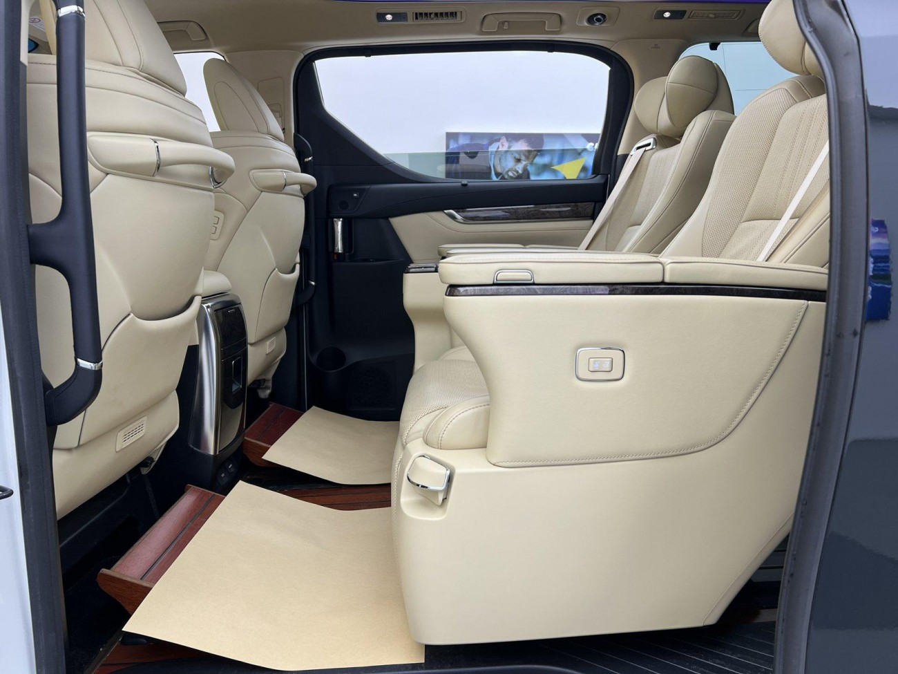 Toyota Alphard 2018