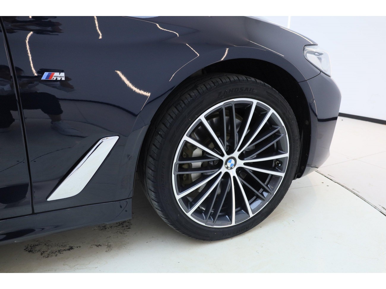 BMW 530Li 2022
