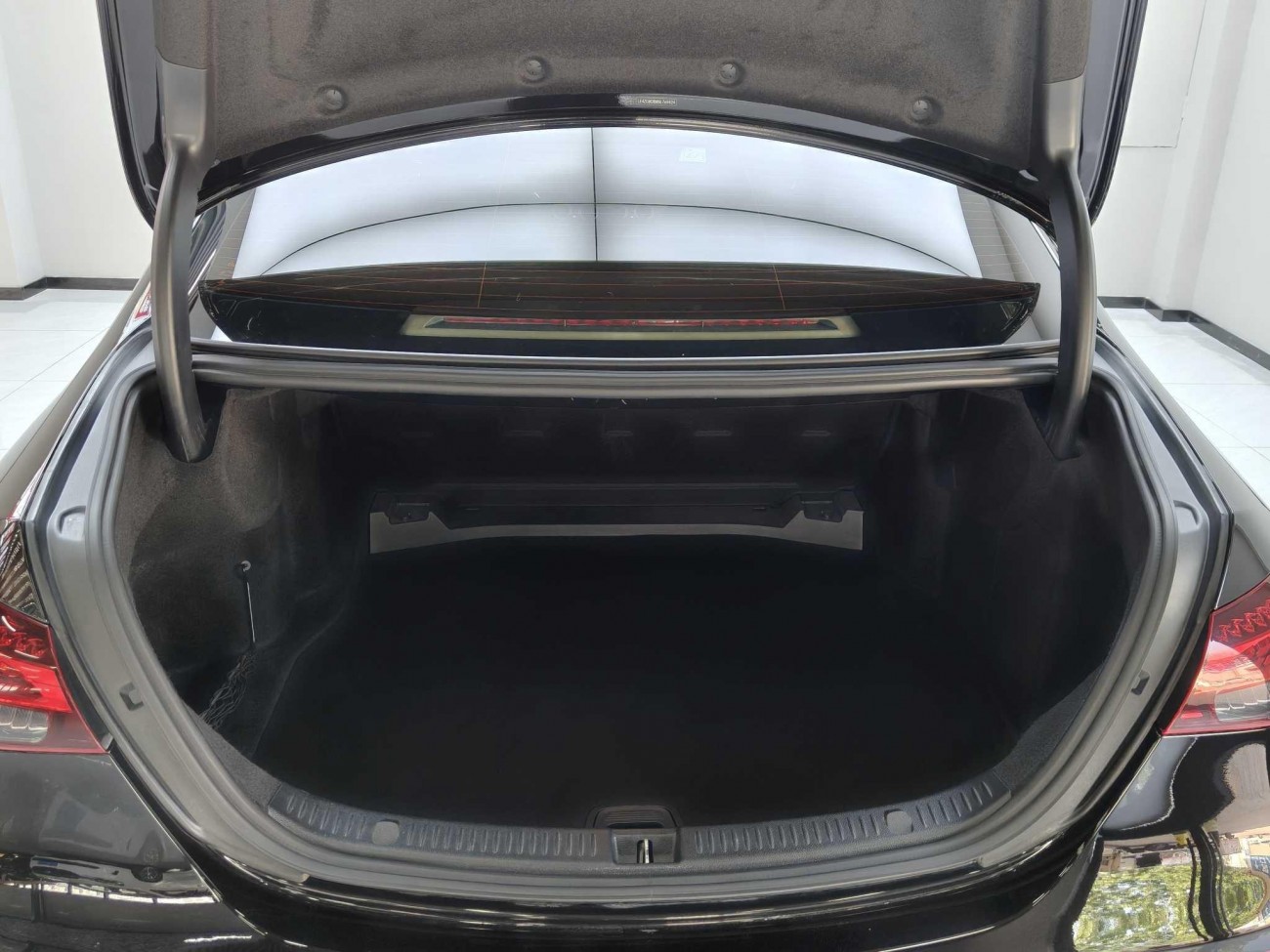 Mercedes-Benz E 300 L 2022