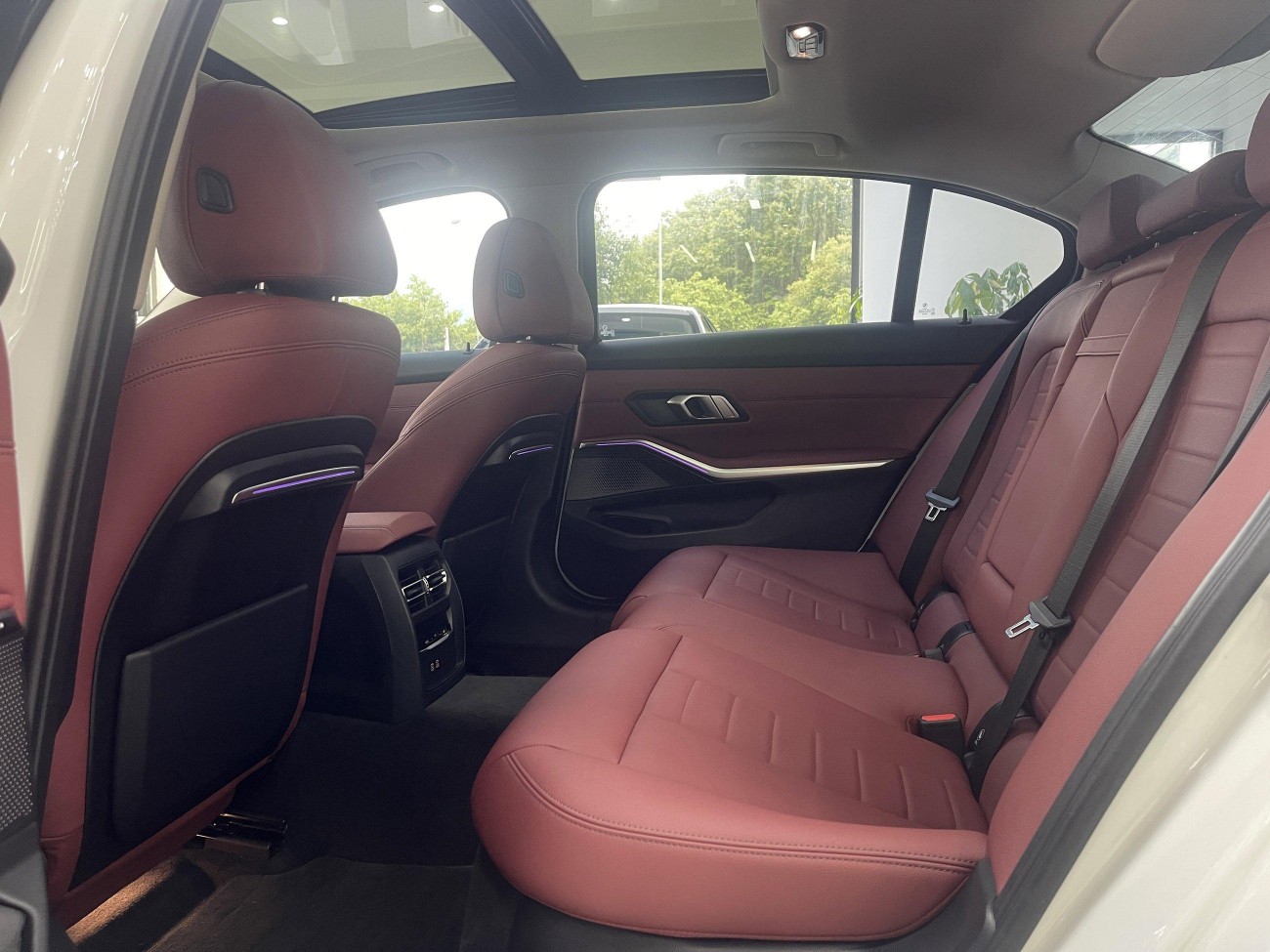 BMW 325Li 2021