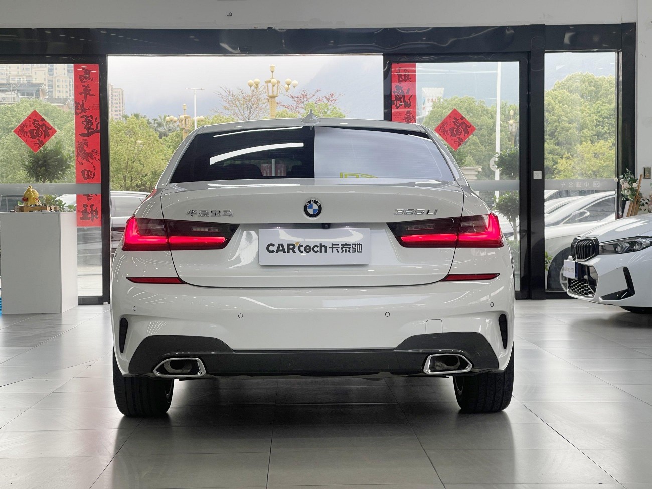 BMW 325Li 2021