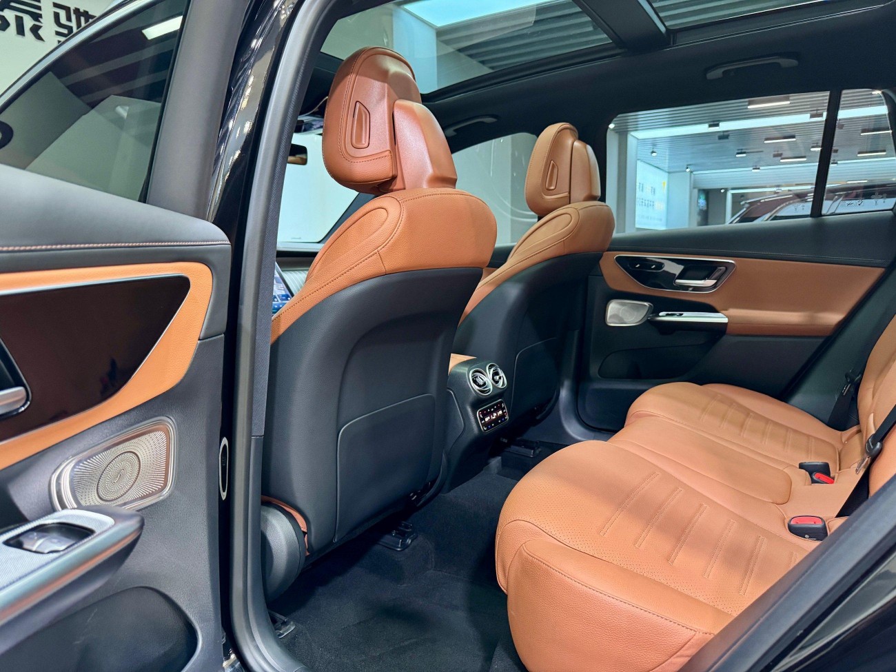 Mercedes-Benz GLC 300 L 2024