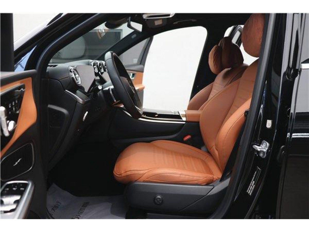 Mercedes-Benz GLC 260 L 2023