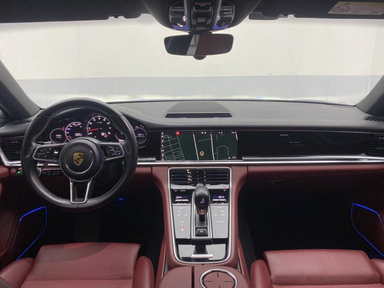 Porsche Panamera 2021