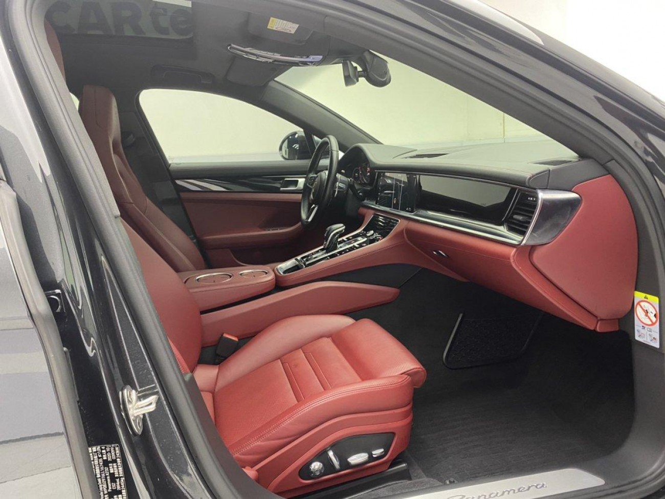 Porsche Panamera 2021