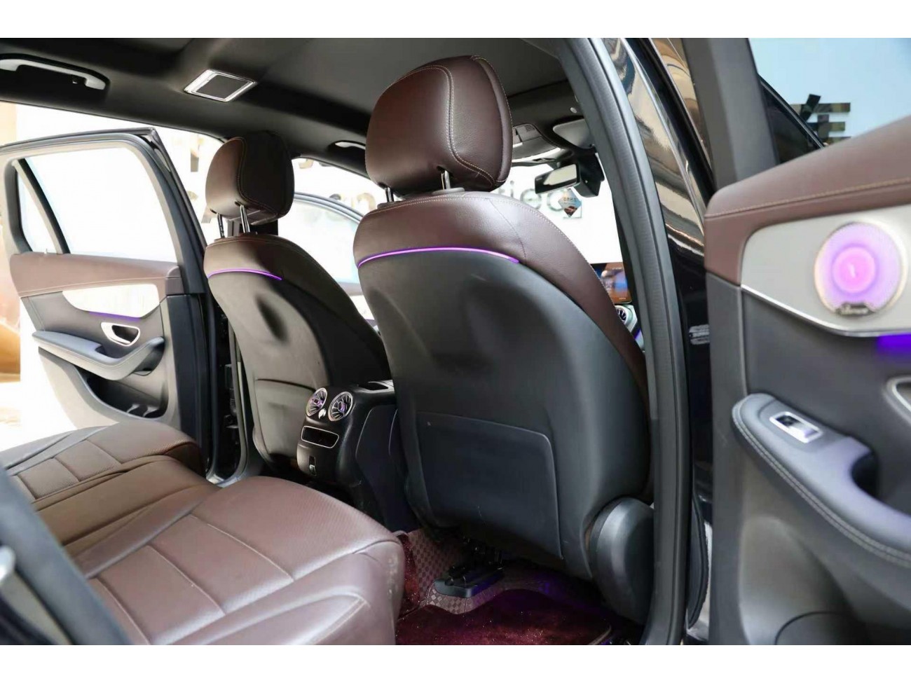 Mercedes-Benz GLC 260 L 2022