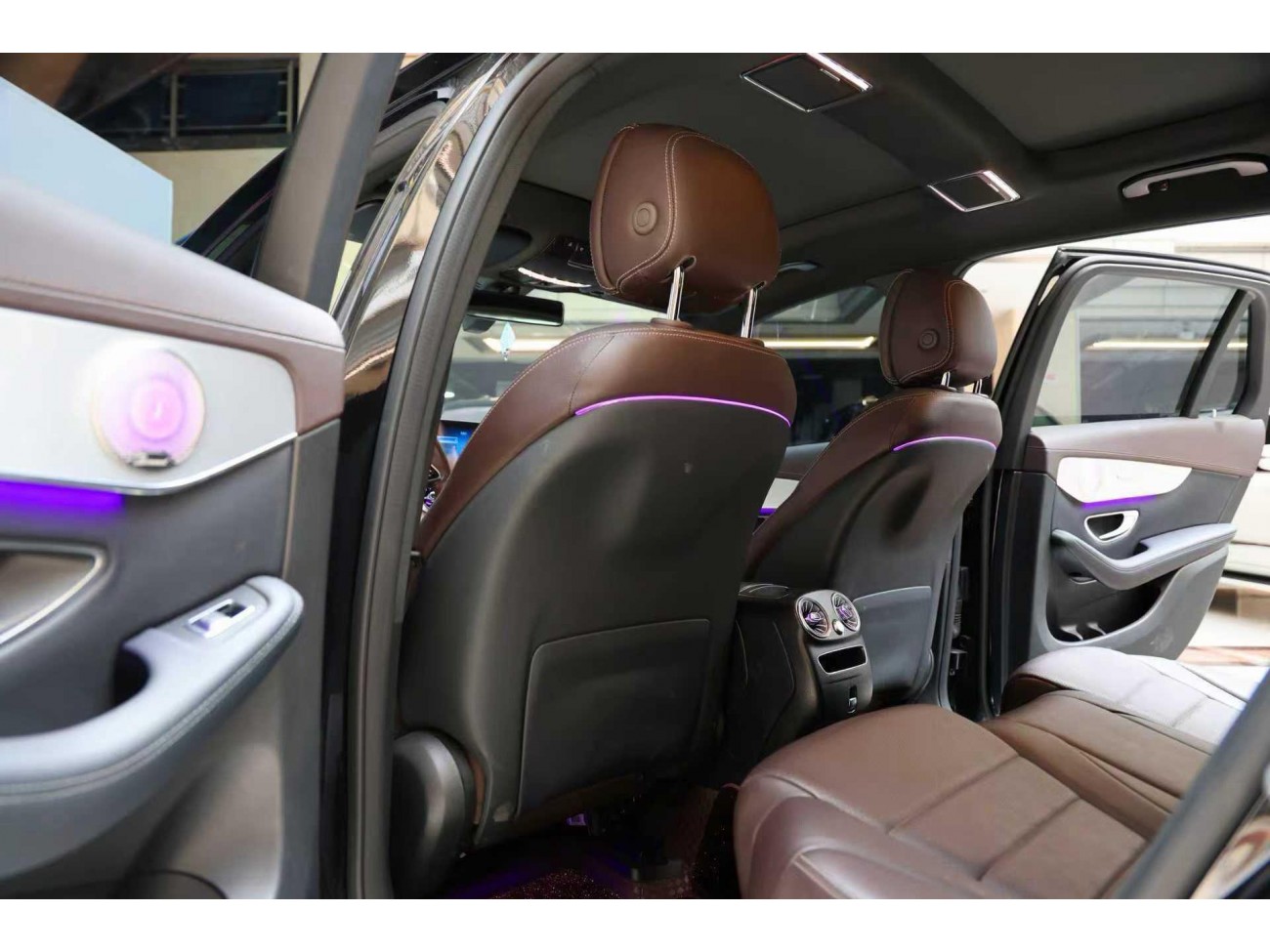 Mercedes-Benz GLC 260 L 2022