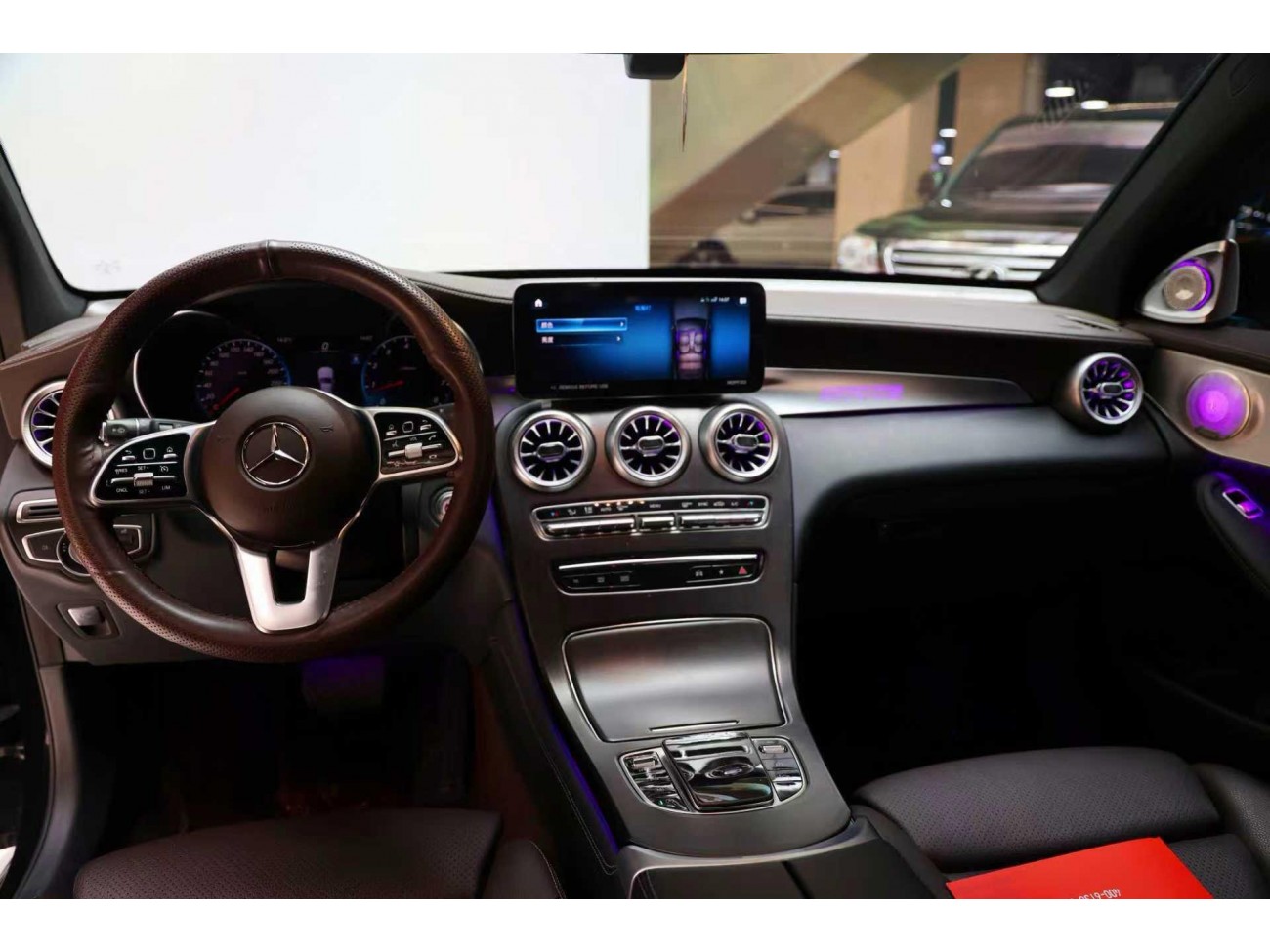 Mercedes-Benz GLC 260 L 2022