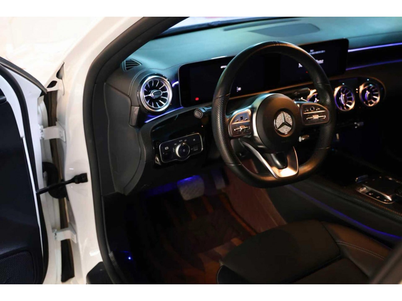 Mercedes-Benz A 200 L 2019