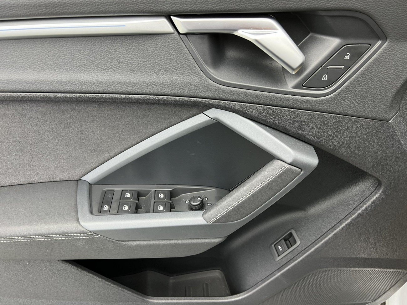 Audi Q3 40 TFSI 2024