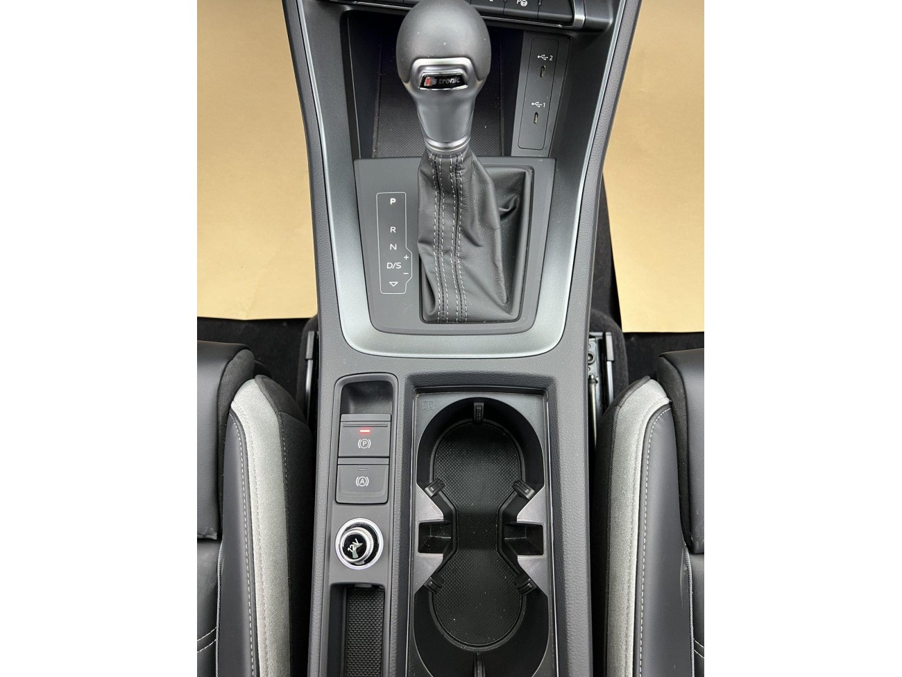 Audi Q3 40 TFSI 2024