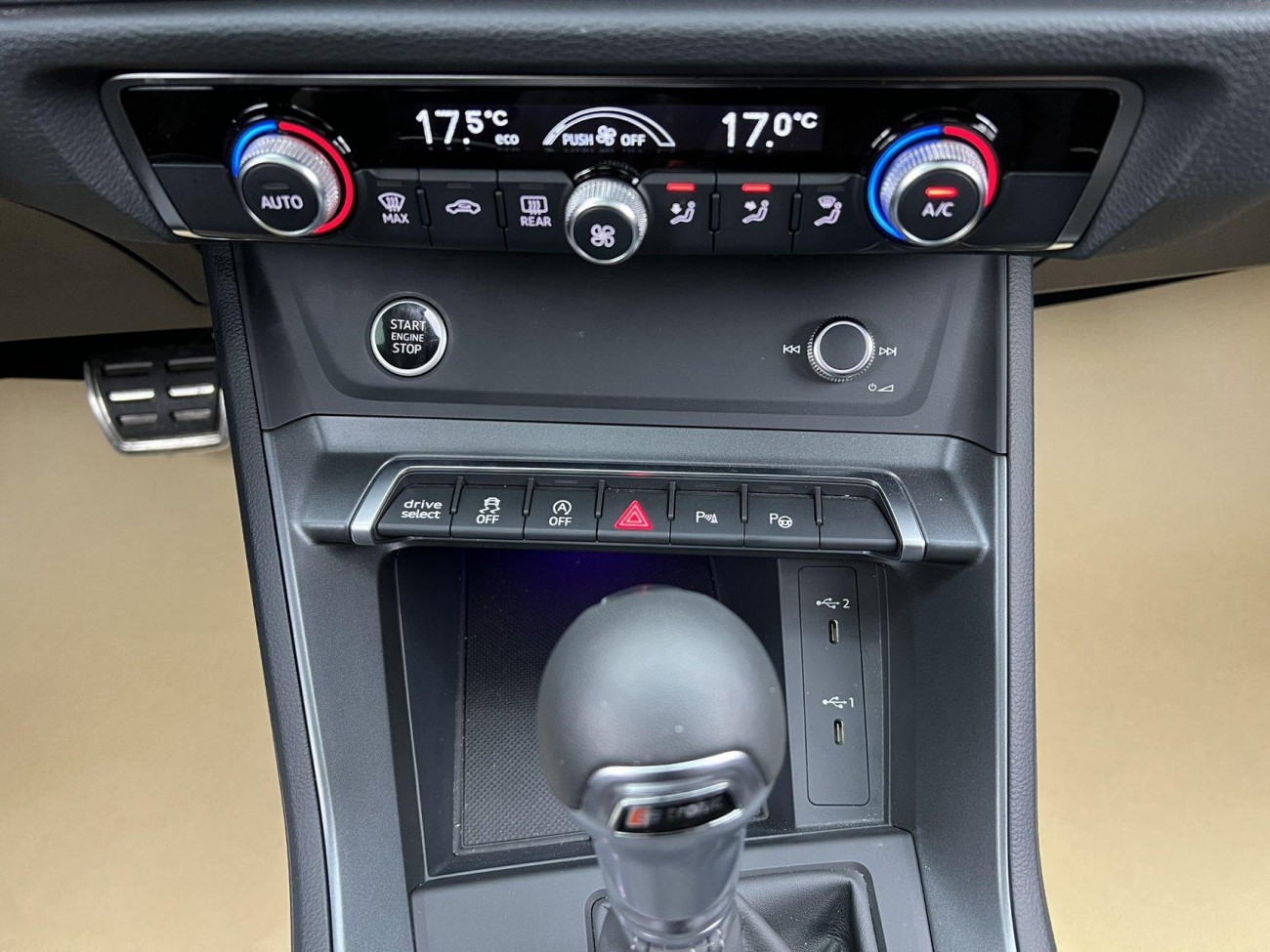 Audi Q3 40 TFSI 2024