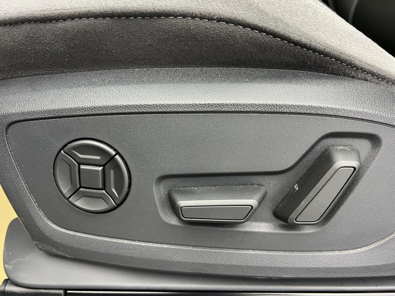 Audi Q3 40 TFSI 2024