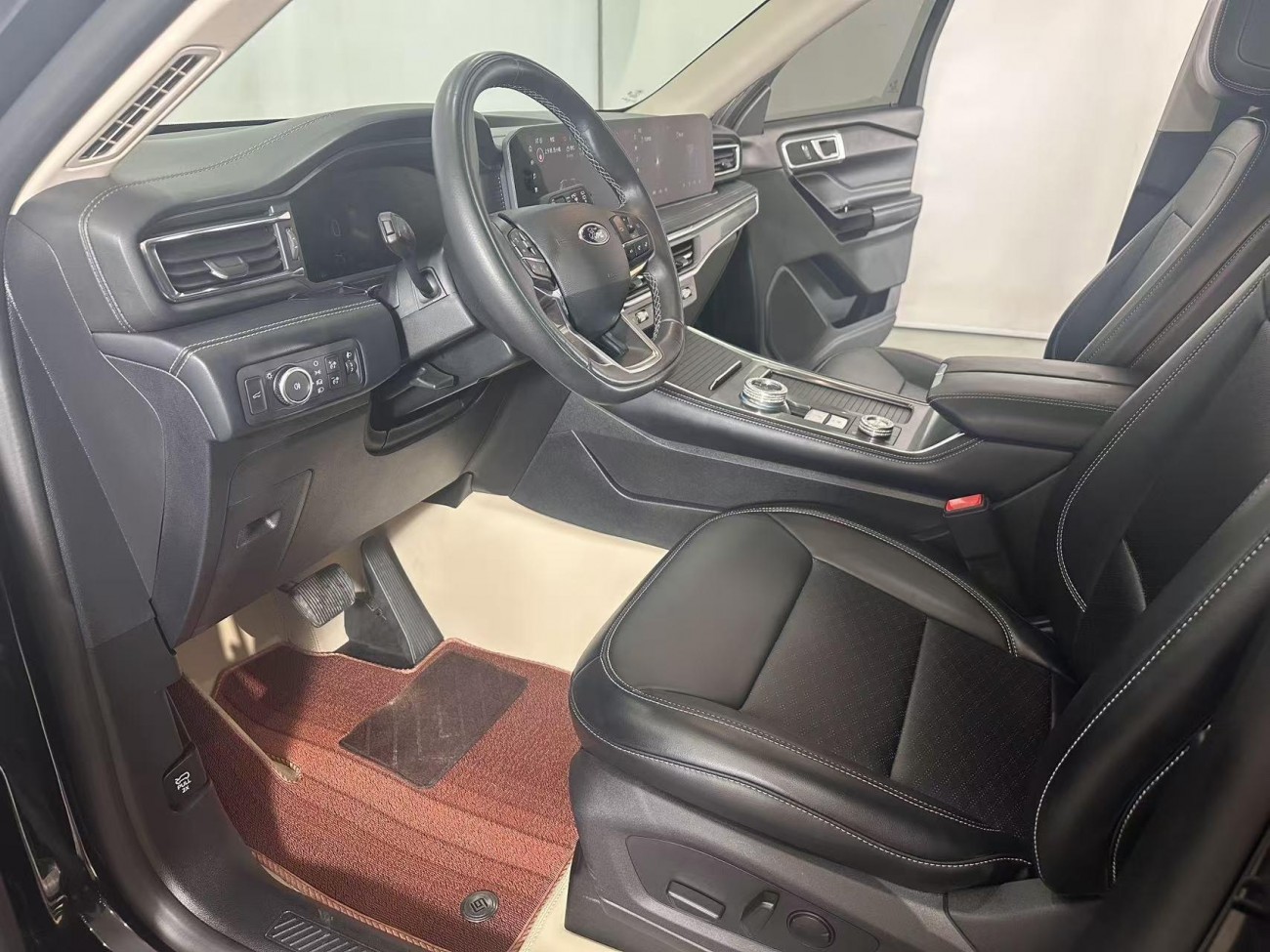 Ford Explorer 2022