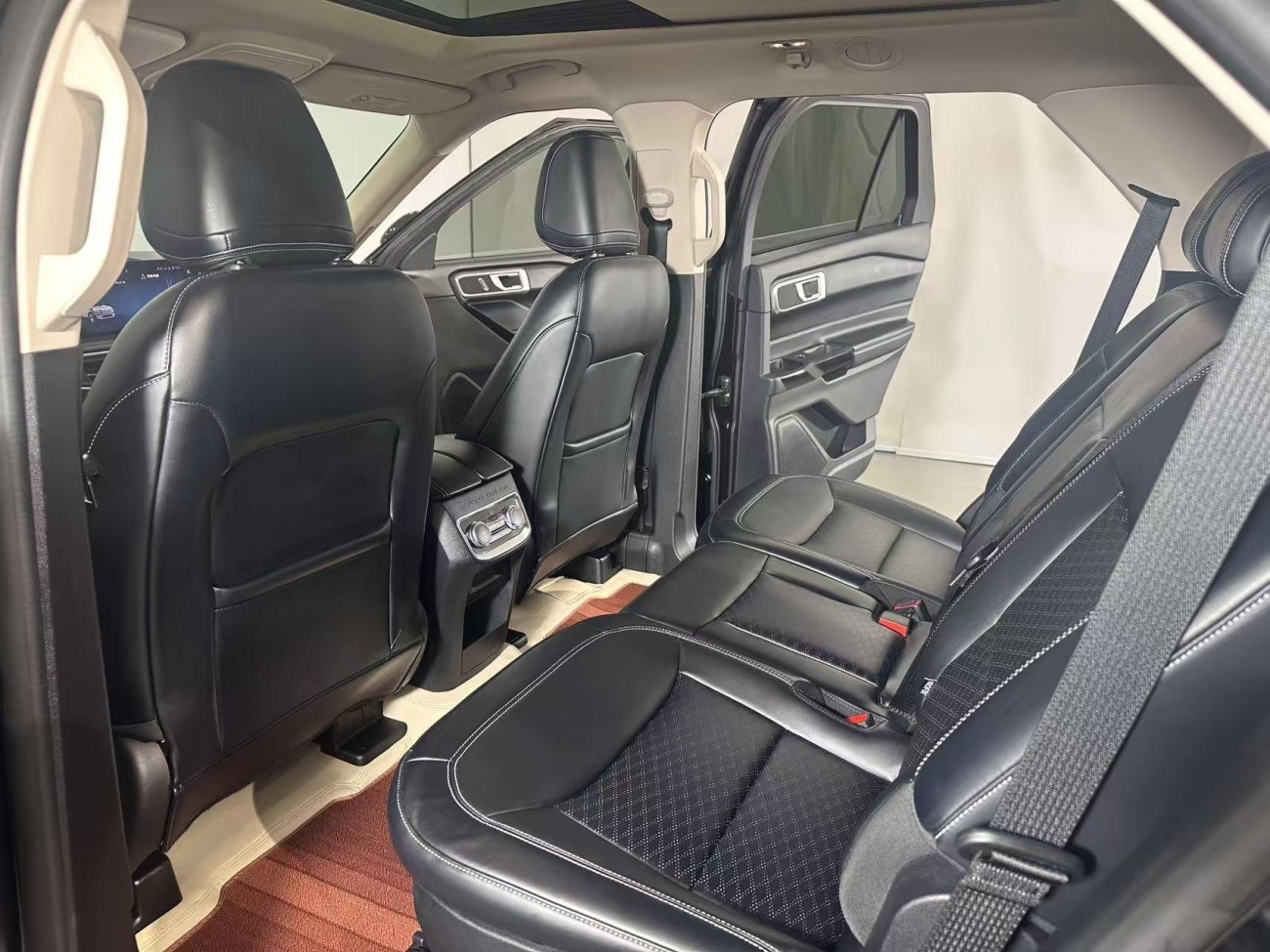 Ford Explorer 2022