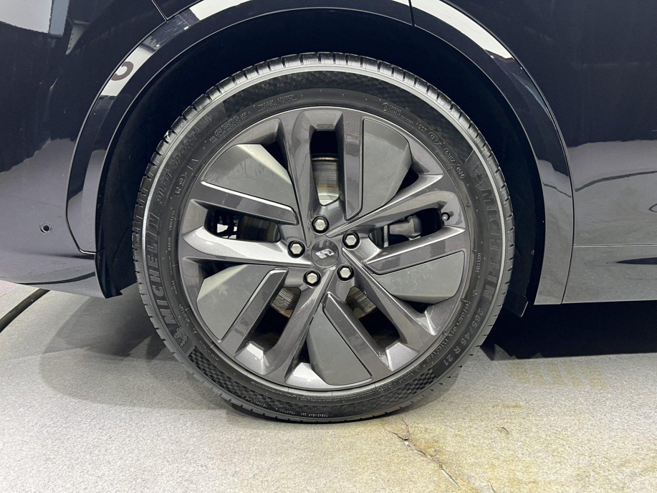 Li Auto L7 2025