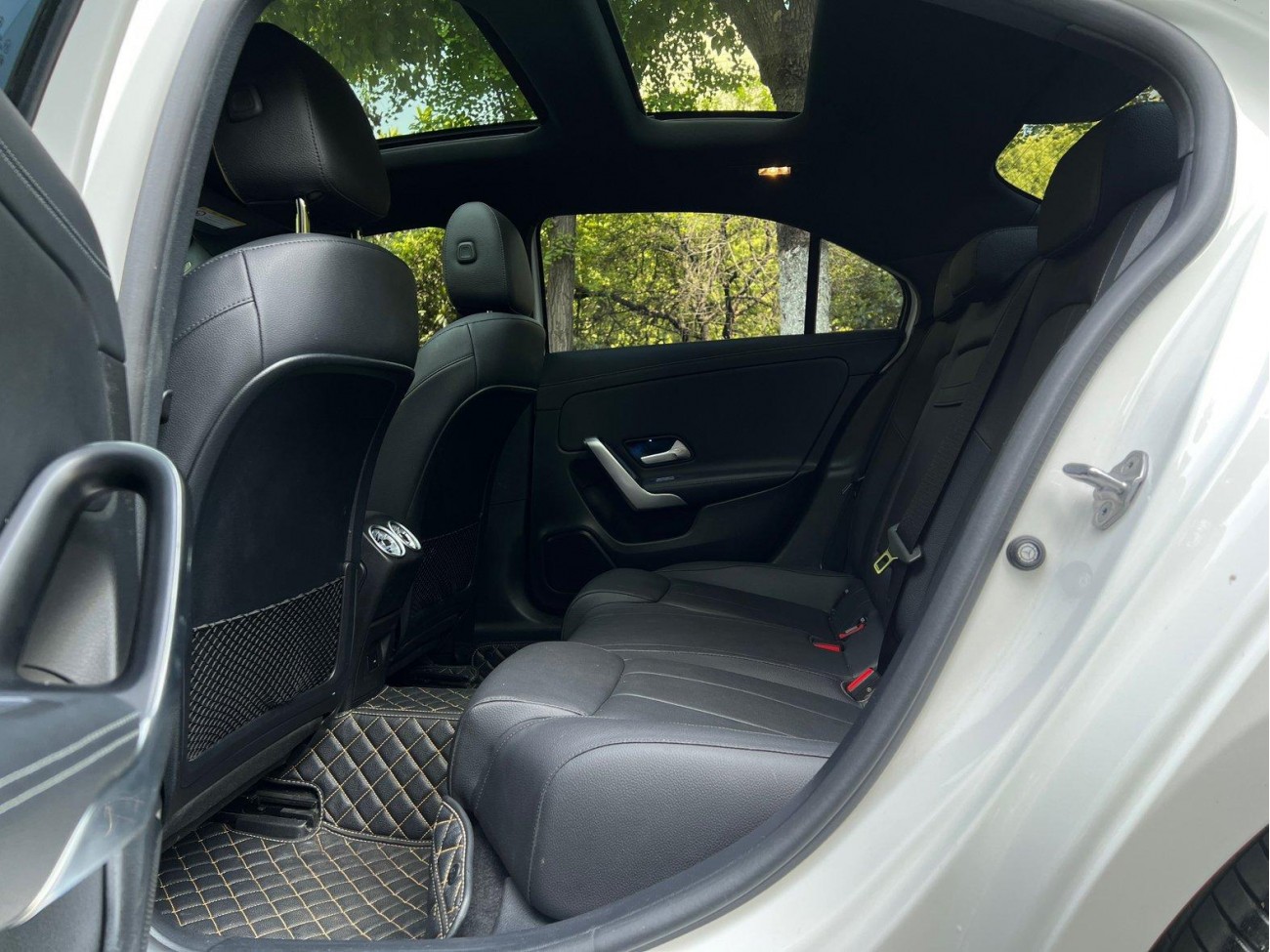 Mercedes-Benz A 180 L 2022