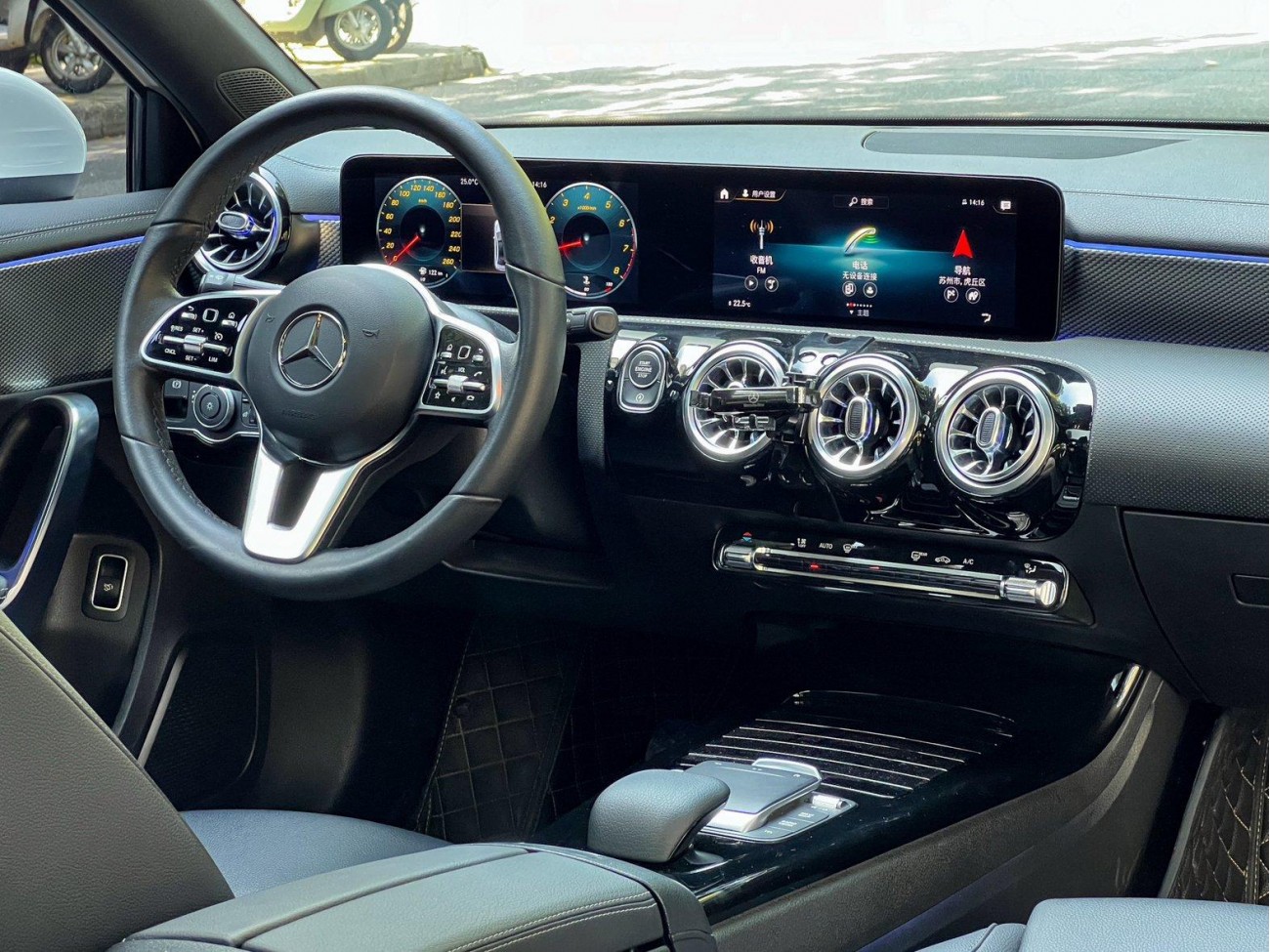 Mercedes-Benz A 180 L 2022