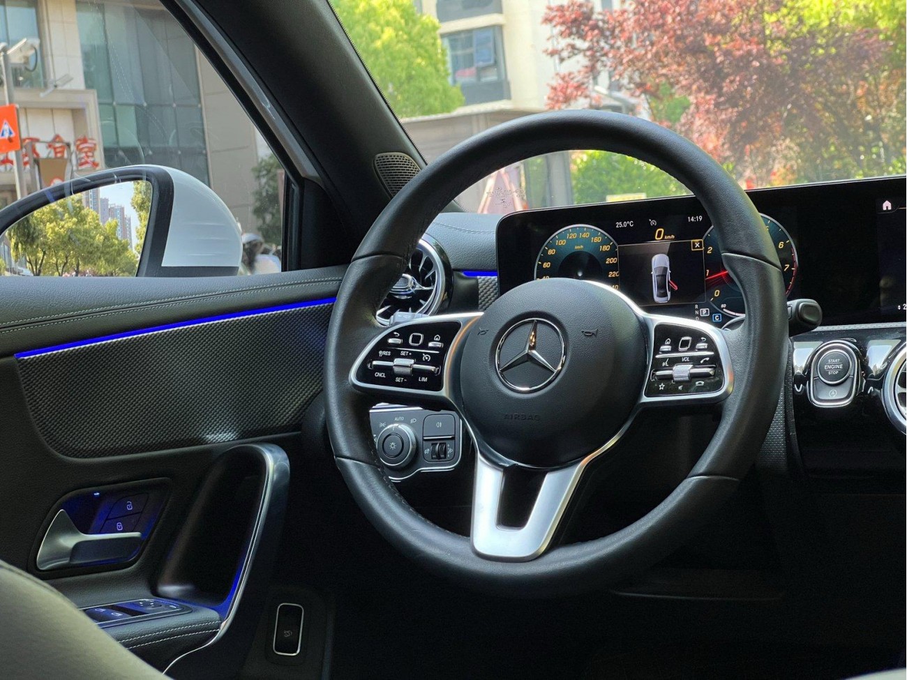 Mercedes-Benz A 180 L 2022