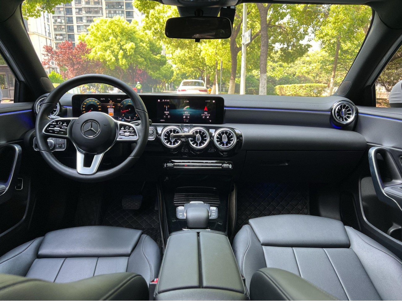 Mercedes-Benz A 180 L 2022