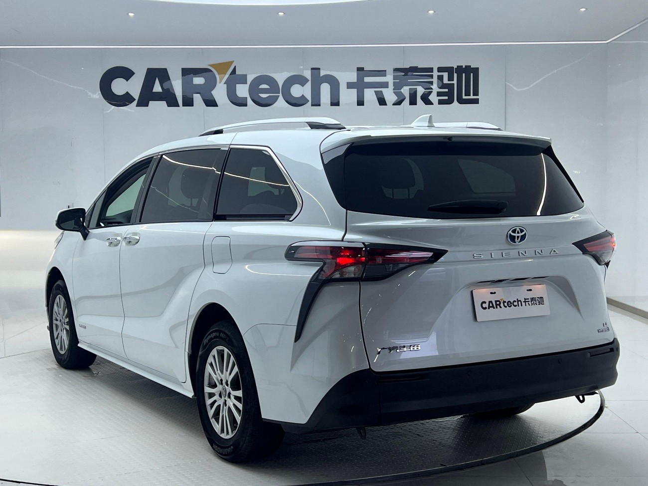 Toyota Sienna 2024