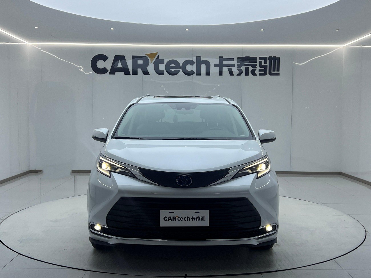 Toyota Sienna 2024