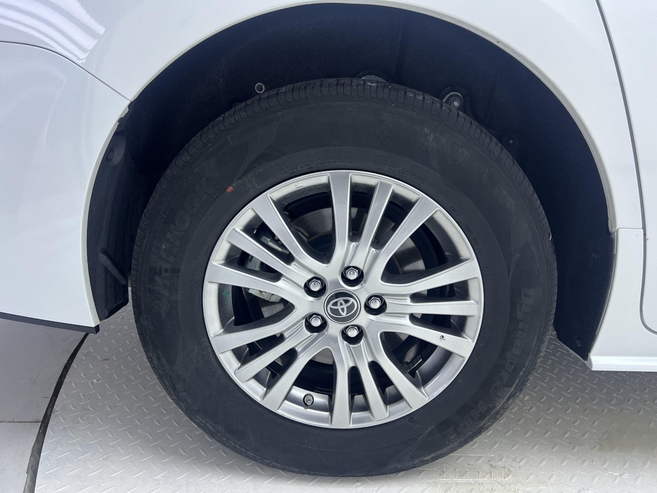 Toyota Sienna 2024