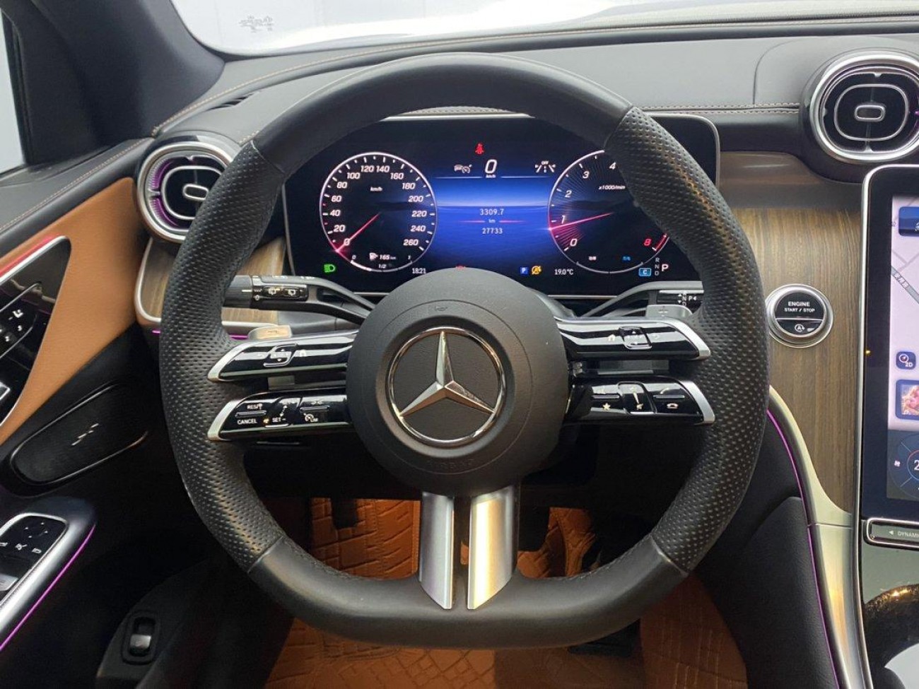 Mercedes-Benz GLC 300 L 2024