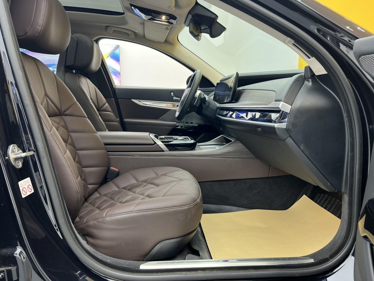 BMW 735Li 2023