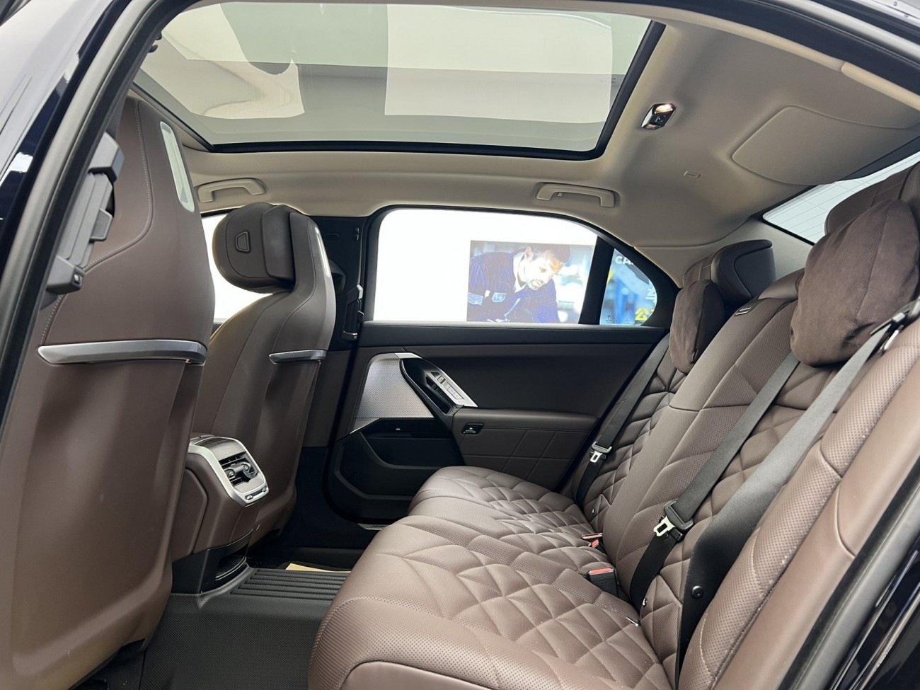 BMW 735Li 2023